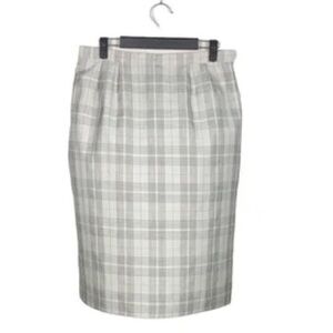 Burberry Classic Gray Check Pencil Skirt
